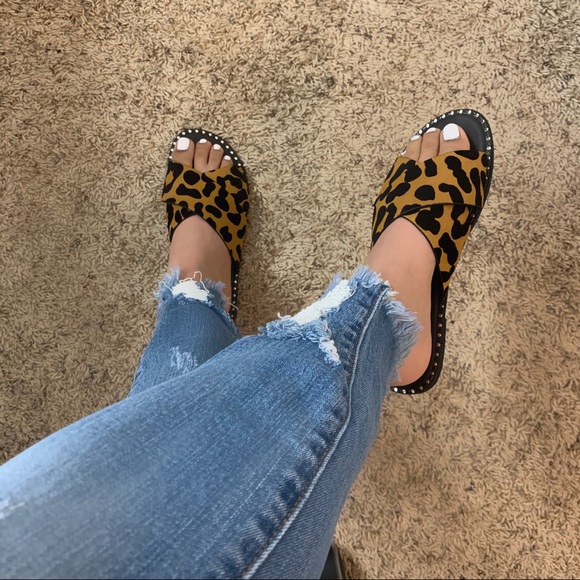 NEW Gigi Leopard Sandal - Picture 5 of 5